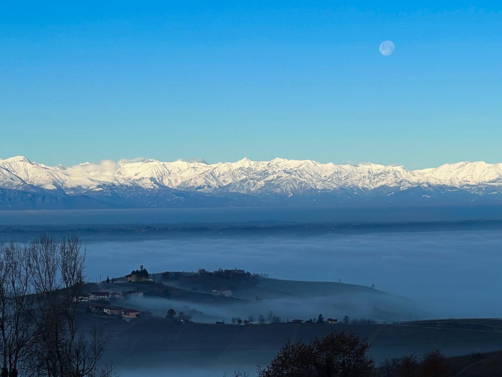 Just Langhe Casa Barolo Villa Novello Exterior photo
